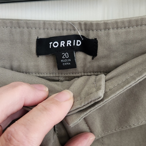 Torrid Utility Skirt - Picture 2 of 4